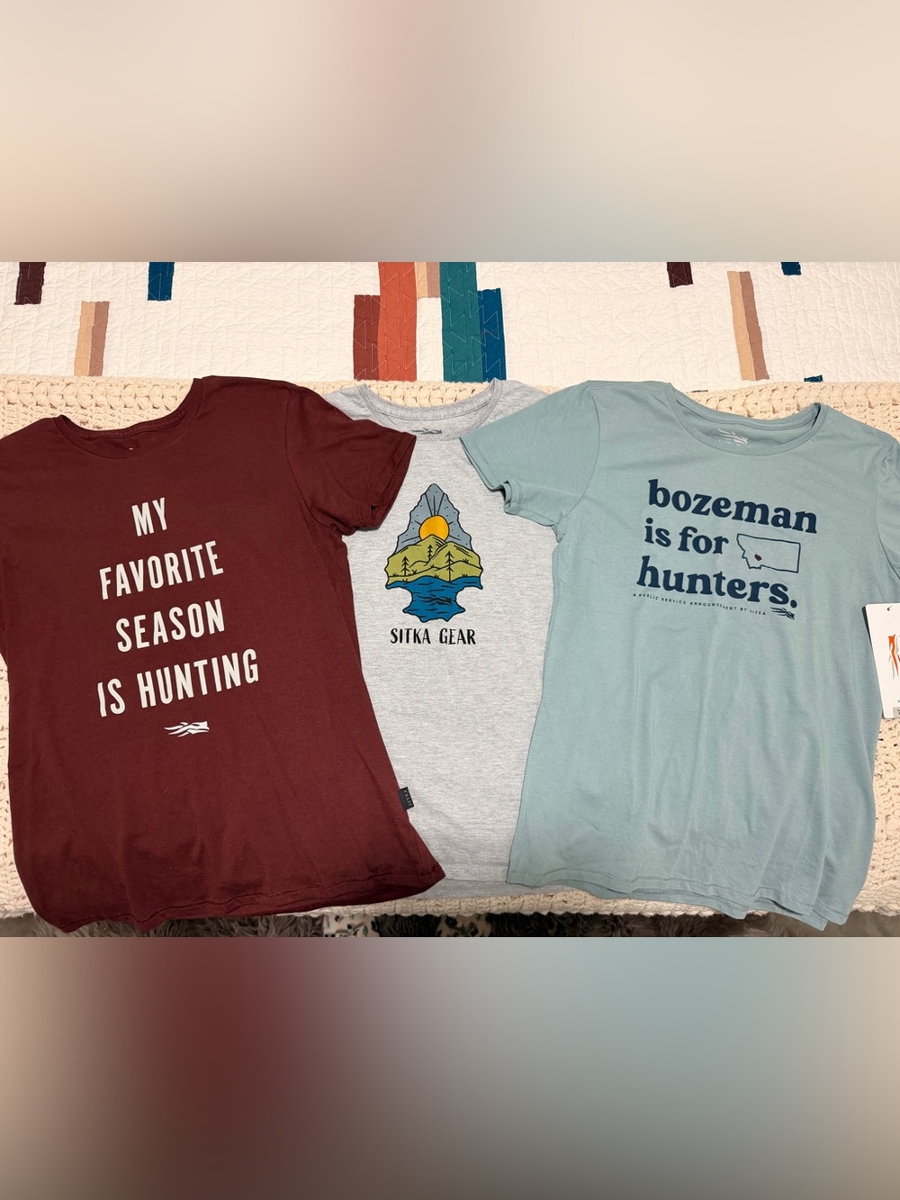 Women’s Sitka tees sz lg